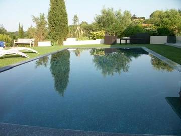 Chambre d’hôte pour 2 personnes, avec jardin et vue ainsi que terrasse et piscine à Drémil-Lafage