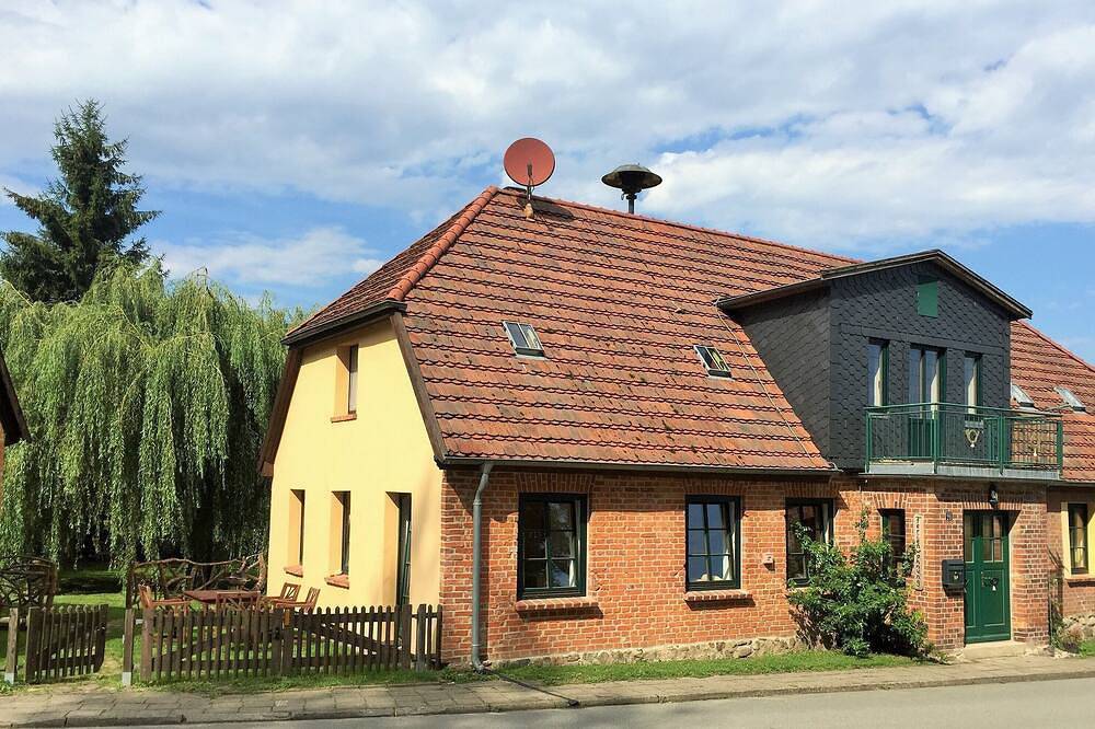 Pfarrhof Stuer   Ida in Stuer, Plauer See