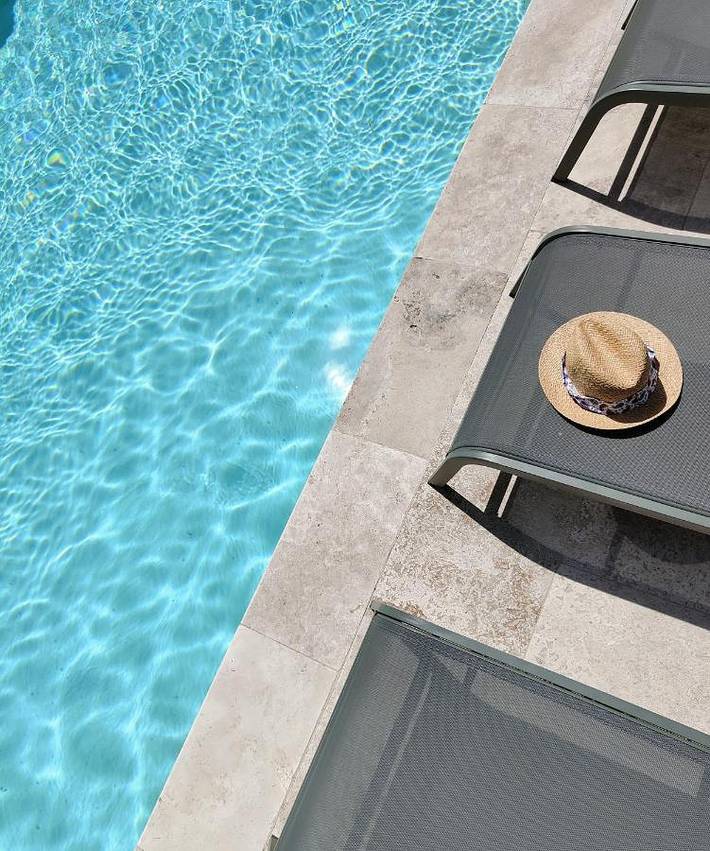 Villa for 14 people, with hot tub and sauna as well as pool and terrace - 1