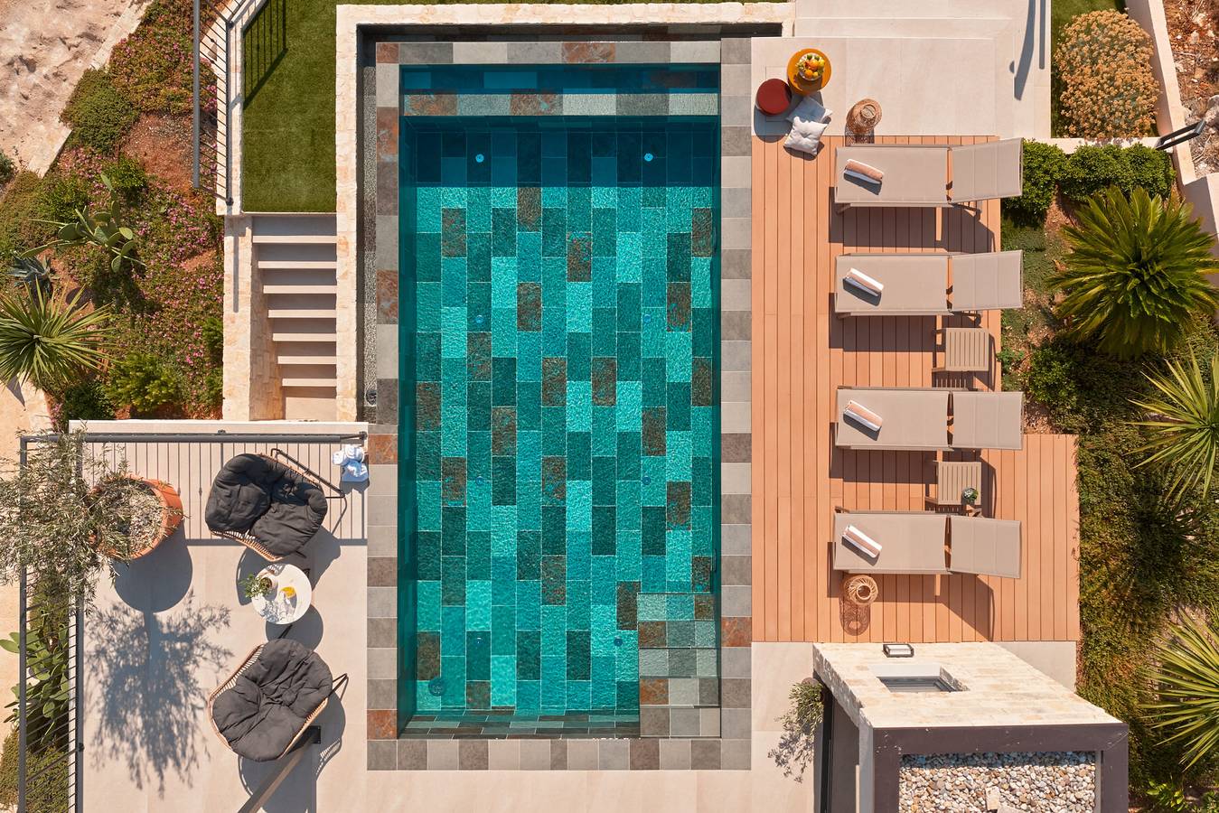 Luxury Seafront Villa Kaprije Šibenik with pool in Dalmatinische Inseln