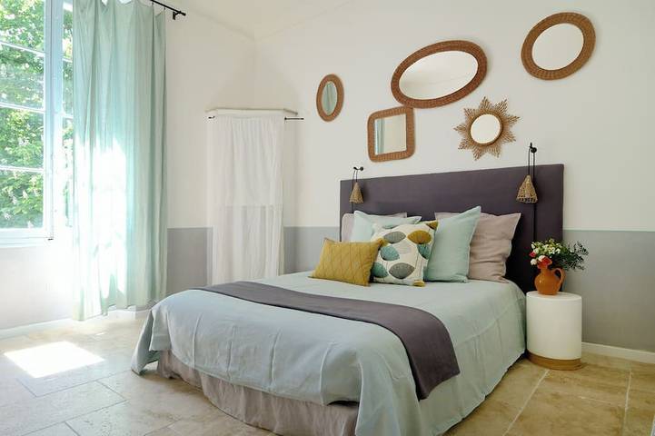 Location de vacances pour 6 personnes, avec jardin et piscine à Grambois - 4