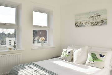 Cottage for 4 People in Poole, South West England, Photo 1