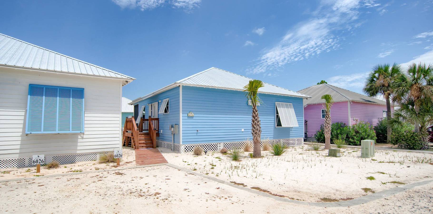 Spacious Gulf Shores Beach House with Private Patio and Pool Access in Fort Morgan, Mobile Bay