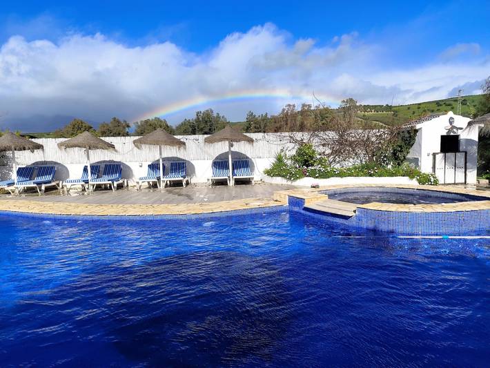 Chalet para 10 personas, con jardín además de piscina y terraza en Provincia de Málaga