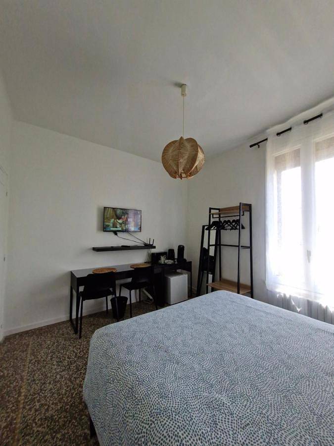 Double Room in Sommières, Côte méditerranéenne (France)