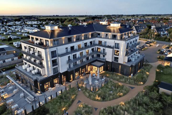Küstenperle Strandhotel & Spa - Perle Einzelzimmer Meerblick seitlich in Büsum, Kreis Dithmarschen