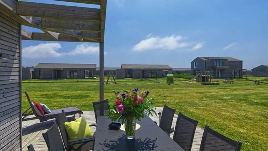 Ferienhaus für 8 Personen, mit Garten in Pellworm - 2