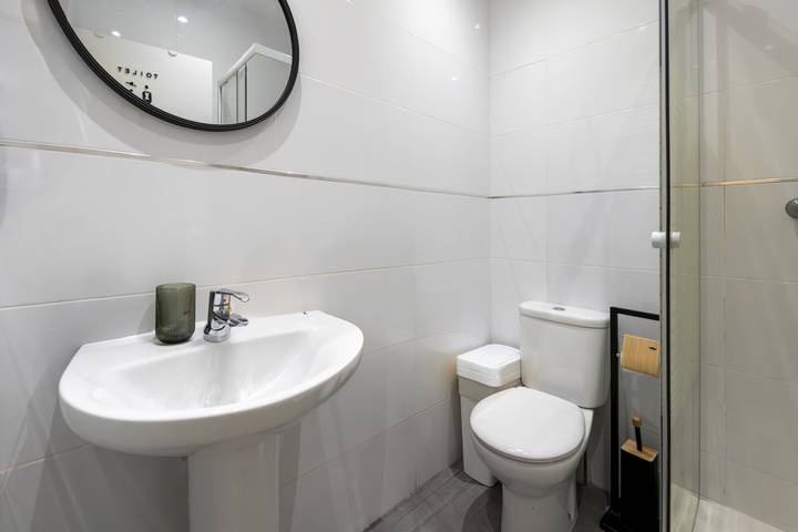 Apartamento vacacional entero, M Berlín: habitación con comodidad y zo in Centro (Madrid), Madrid