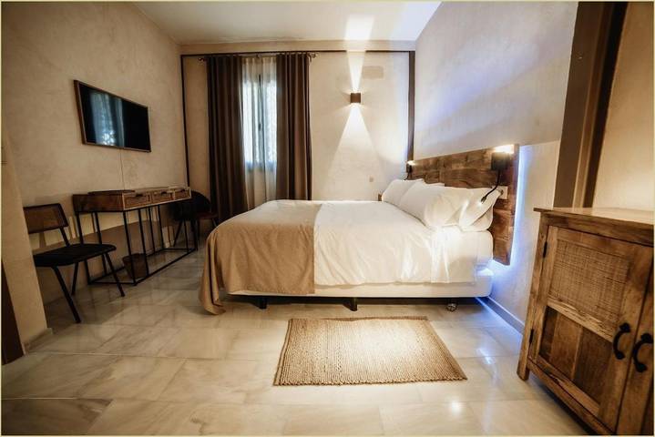 Casa rural con piscina para 2 personas, con terraza además de jacuzzi y piscina en Provincia de Sevilla - 4