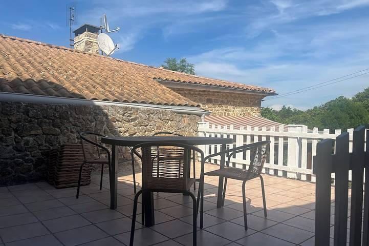 Location de vacances pour 4 personnes, animaux acceptés à Saint-Alban-d'Ay - 4