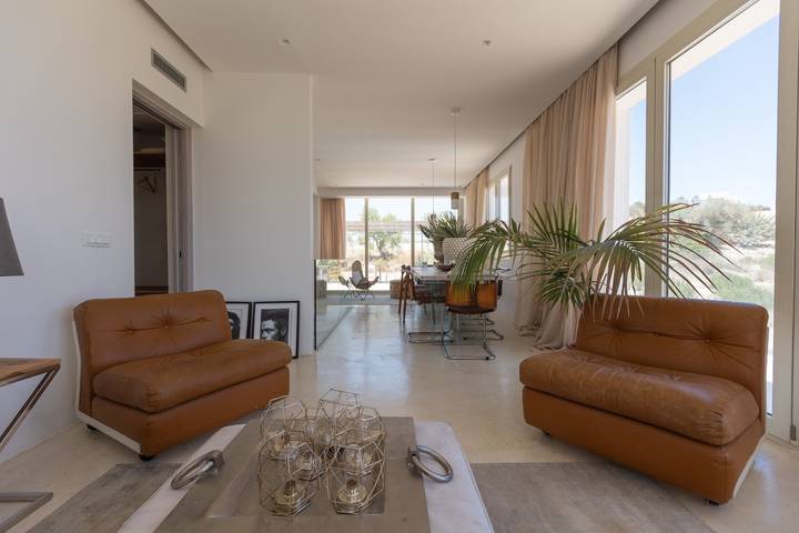 Location de vacances pour 9 personnes, avec jardin ainsi que vue sur l’océan et piscine, adapté aux familles à Noto - 3