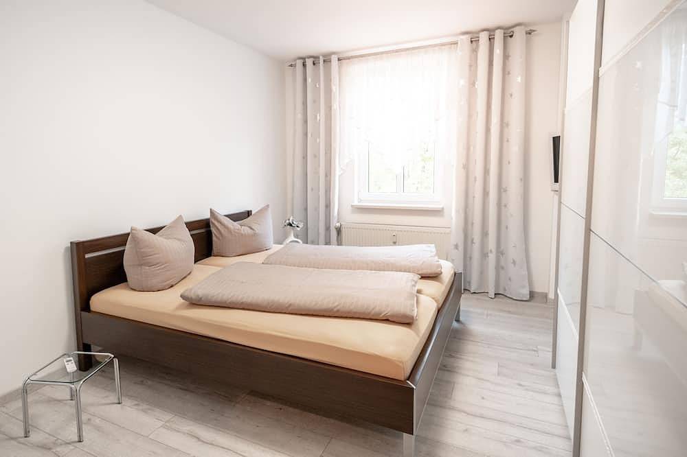 Ganze Wohnung, Moderne 76 qm gemütliche Fewo.  mit Blick auf die beliebten Spiegelsberge. in Halberstadt, Magdeburger Börde