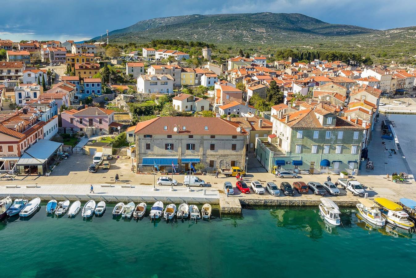Ganze Wohnung, Apartment Jahta Valentina (6+1) - Lungomare Cres in Cres Stadt, Cres