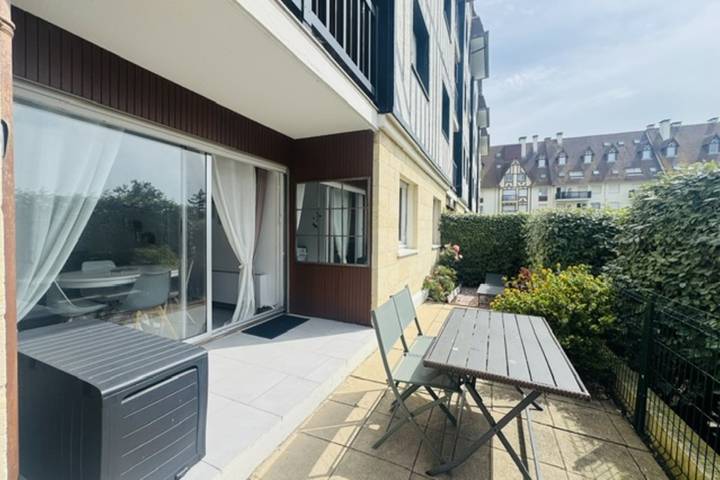 Gîte pour 4 personnes, avec Terrasse à Varaville - 2