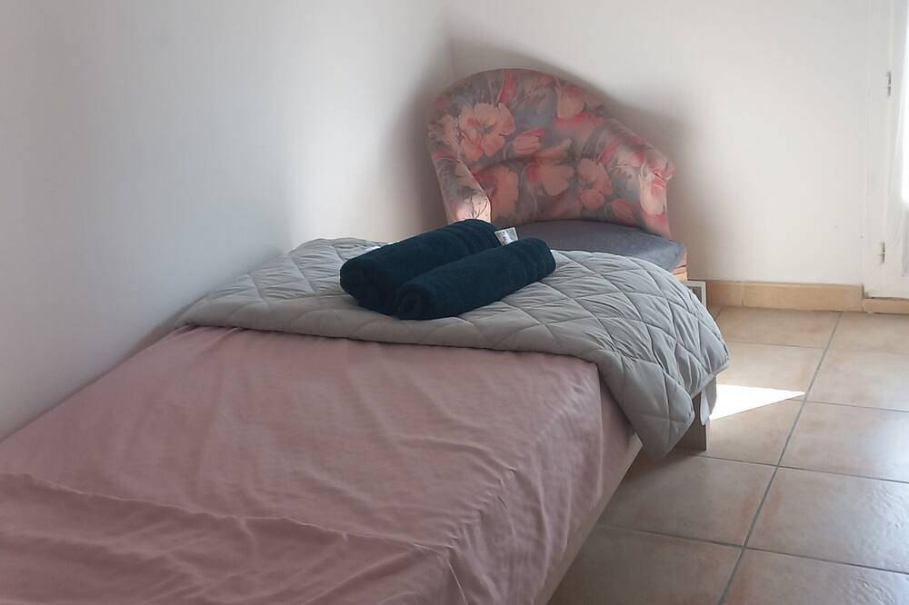 Charming downstairs villa in Forcalquier, Regionaler Naturpark Luberon