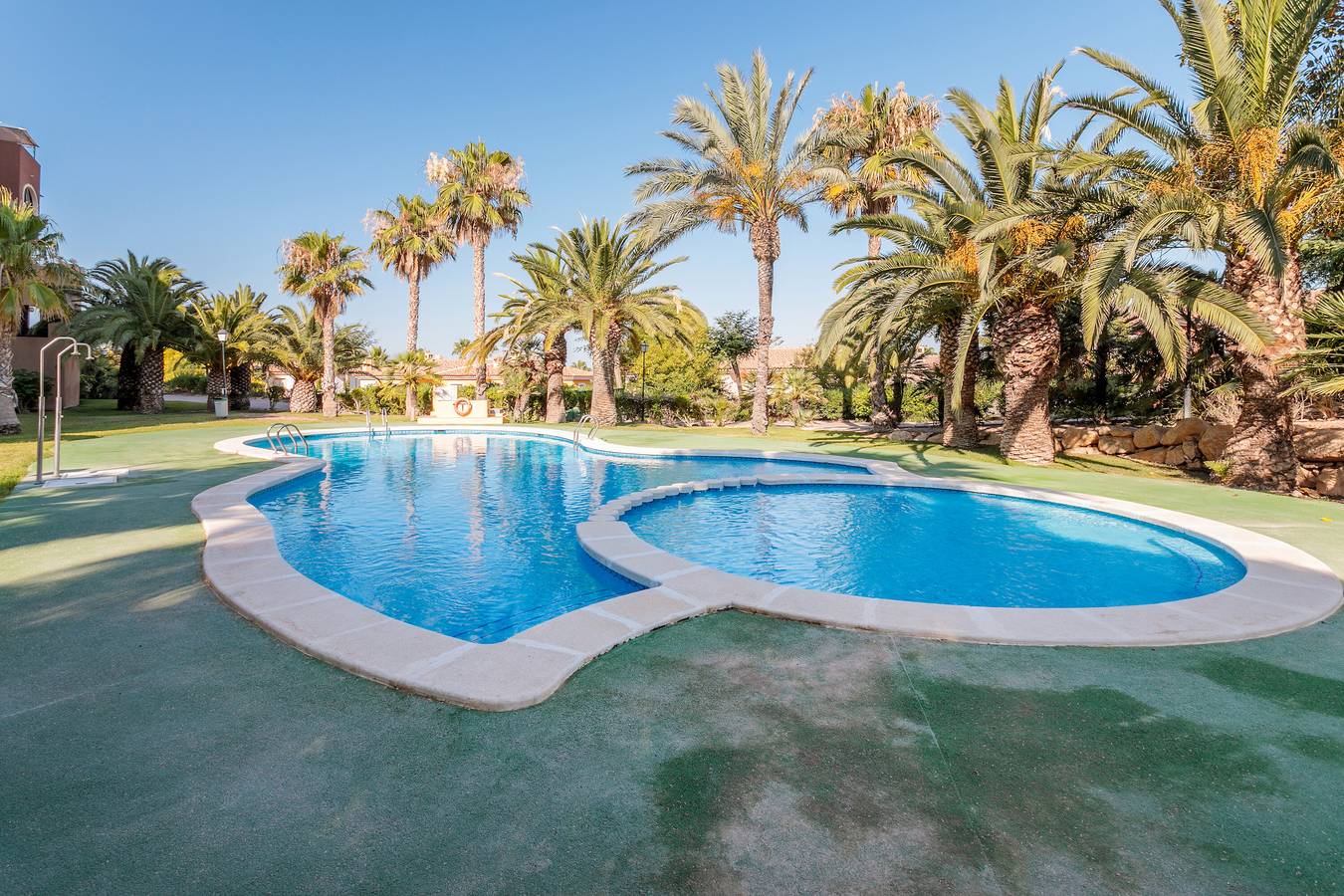 Apartamento entero, Apartamento 'Las Lomas De Bonalba' con vistas a la montaña, Wi-Fi y aire acondicionado in Muchamiel, Costa Blanca