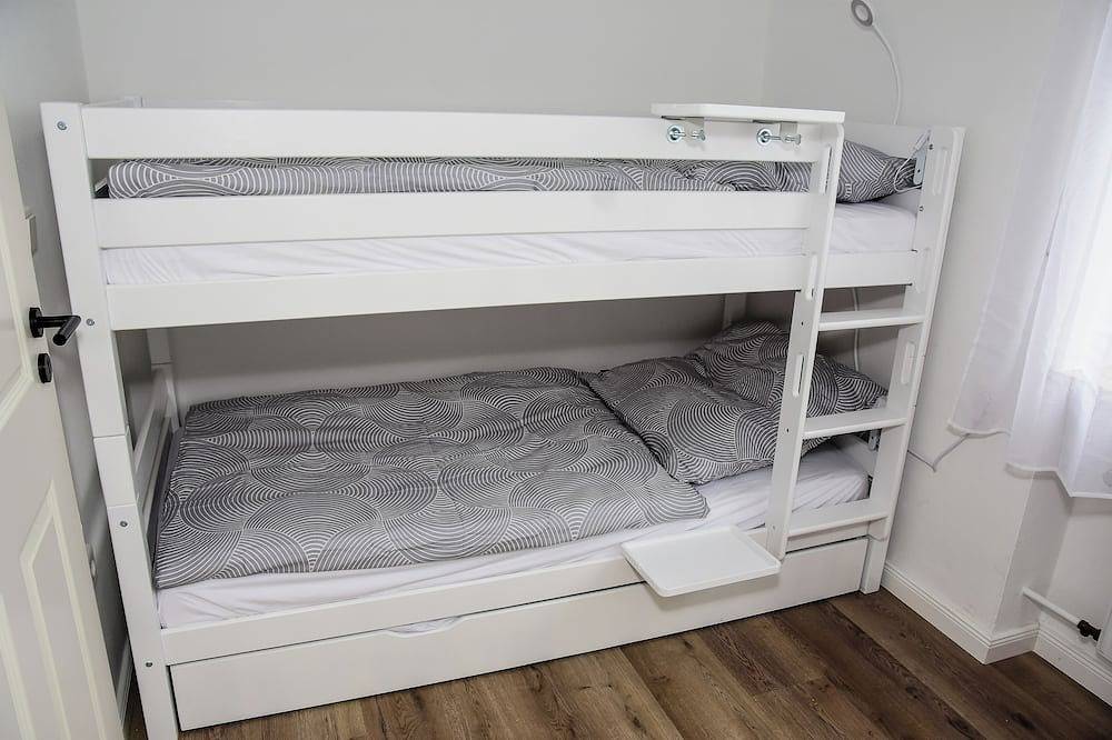 Ganze Wohnung, 80 m² Wohnung, eigener Eingang, Terrasse u. Garten, nahe Einkaufsmöglichkeiten in Altmühltal