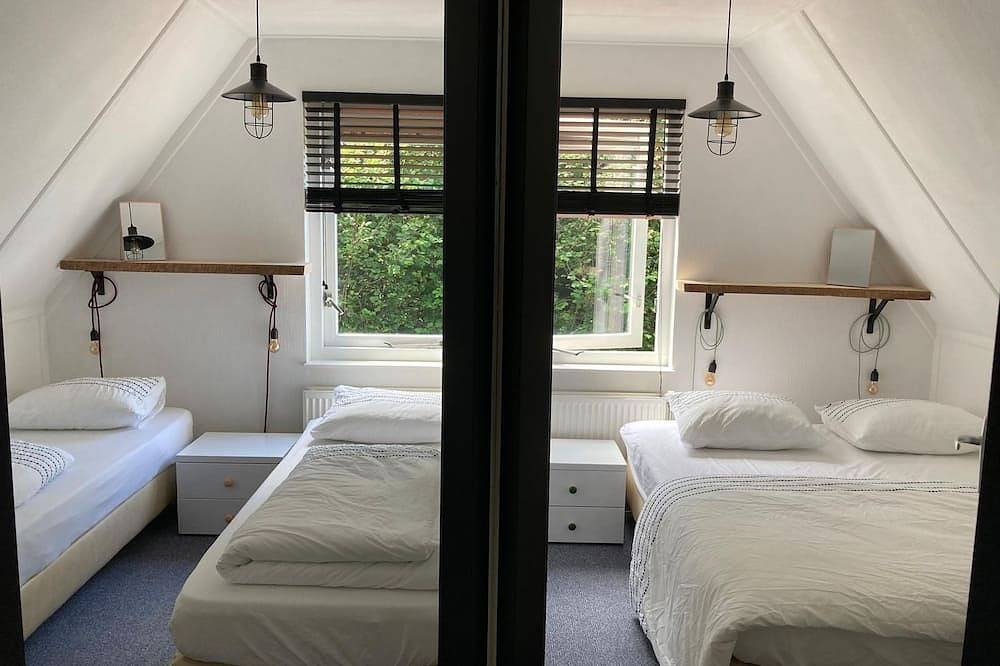 Charmantes Ferienhaus in Meeresnähe in Zonnemaire, Zeeuwse Kust