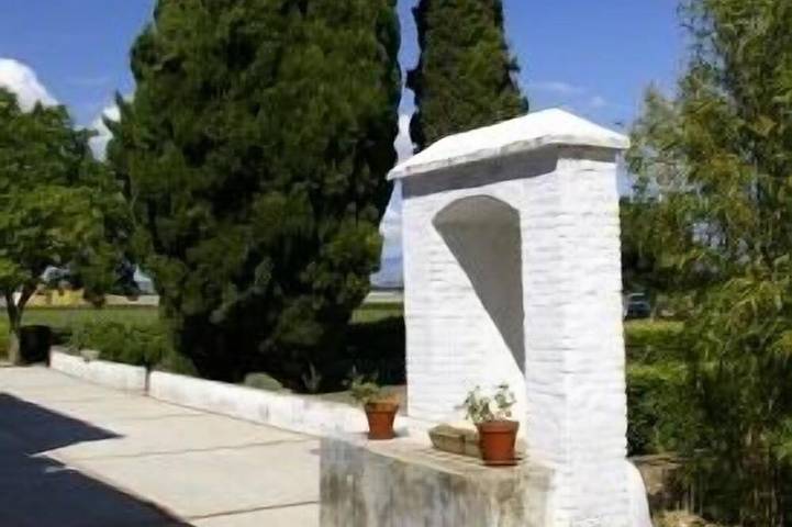 Gîte pour 6 personnes, avec piscine et jardin - 1