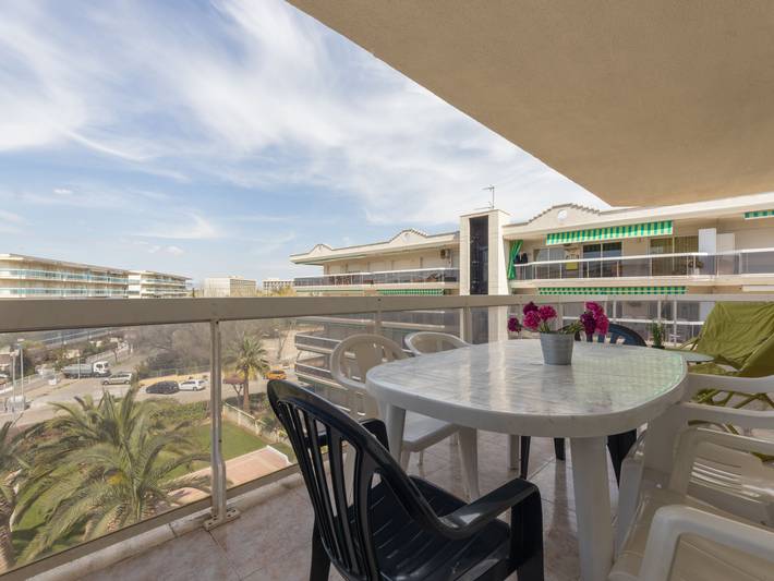 Gîte pour 6 personnes, avec terrasse et jardin à Salou - 2