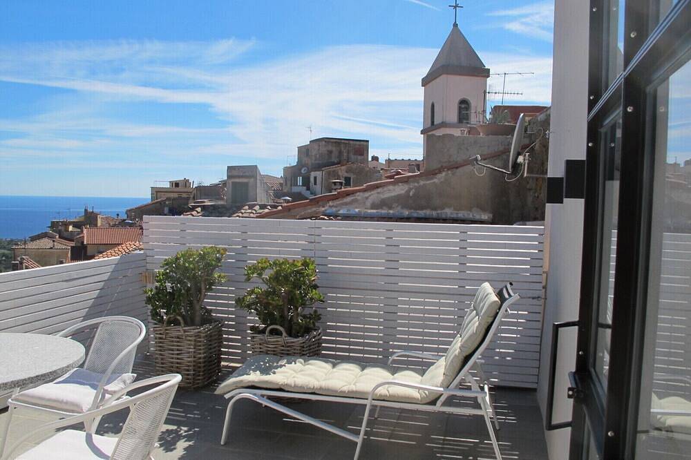 Casa vacanza a Capoliveri a partire da 197€ a notte