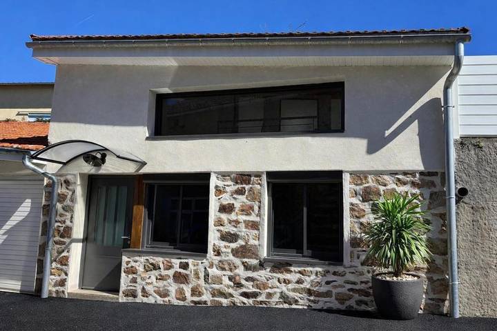 Location de vacances pour 5 personnes, avec Terrasse à Couzeix