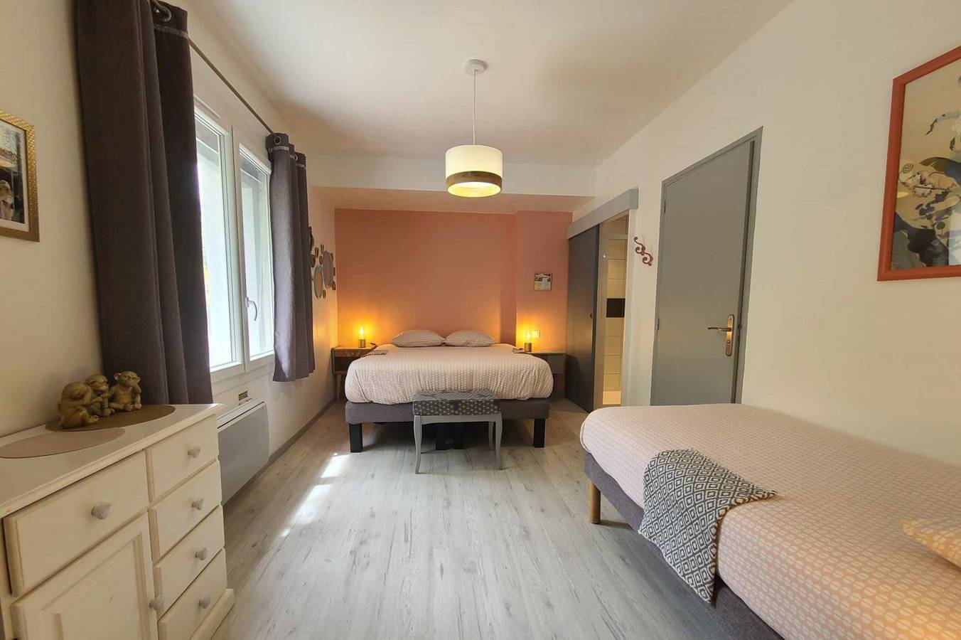 Appartement entier, La Dame de Cœur 05 - "L'heure du thé", 3 personnes in Val-Buëch-Méouge, Région de Gap