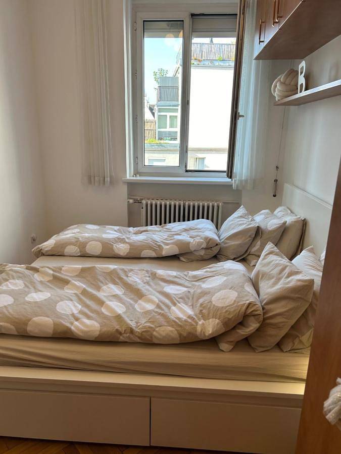 Ganze Wohnung, One-Bedroom Apartment in Wieden (Wien Bundesland), Wien