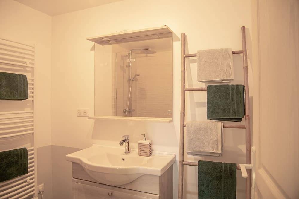 Landelijke Gîte met Ruime Omheinde Tuin in Bayac, Périgord Pourpre