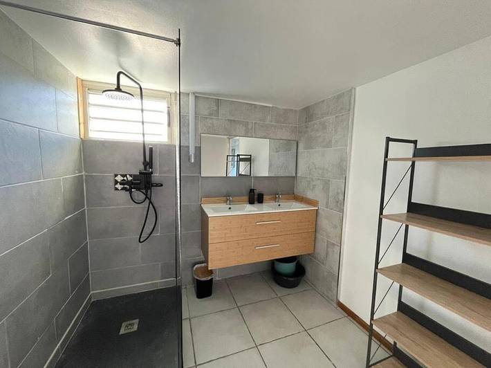 Location de vacances pour 6 personnes, avec piscine et jardin dans Trois Mares - 4