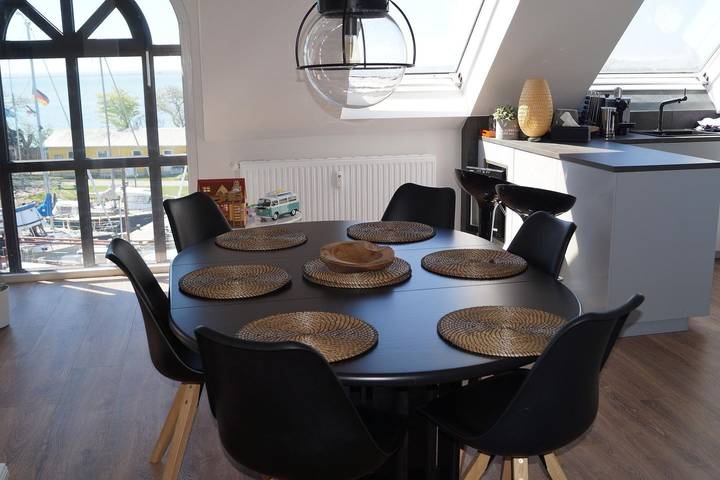 Ferienwohnung für 4 Personen, mit Sauna und Ausblick sowie Balkon in Orth - 3