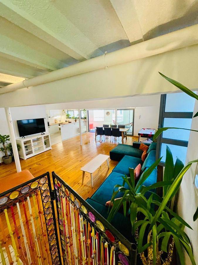 Loft voor 7 personen, with uitzicht op het meer and uitzicht as well as balkon in Brussel
