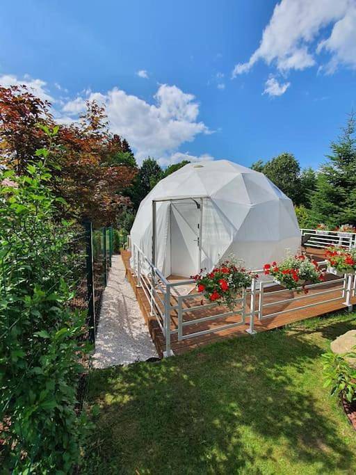 Tente pour 2 personnes, avec jardin ainsi que sauna et jacuzzi en Pologne - 2