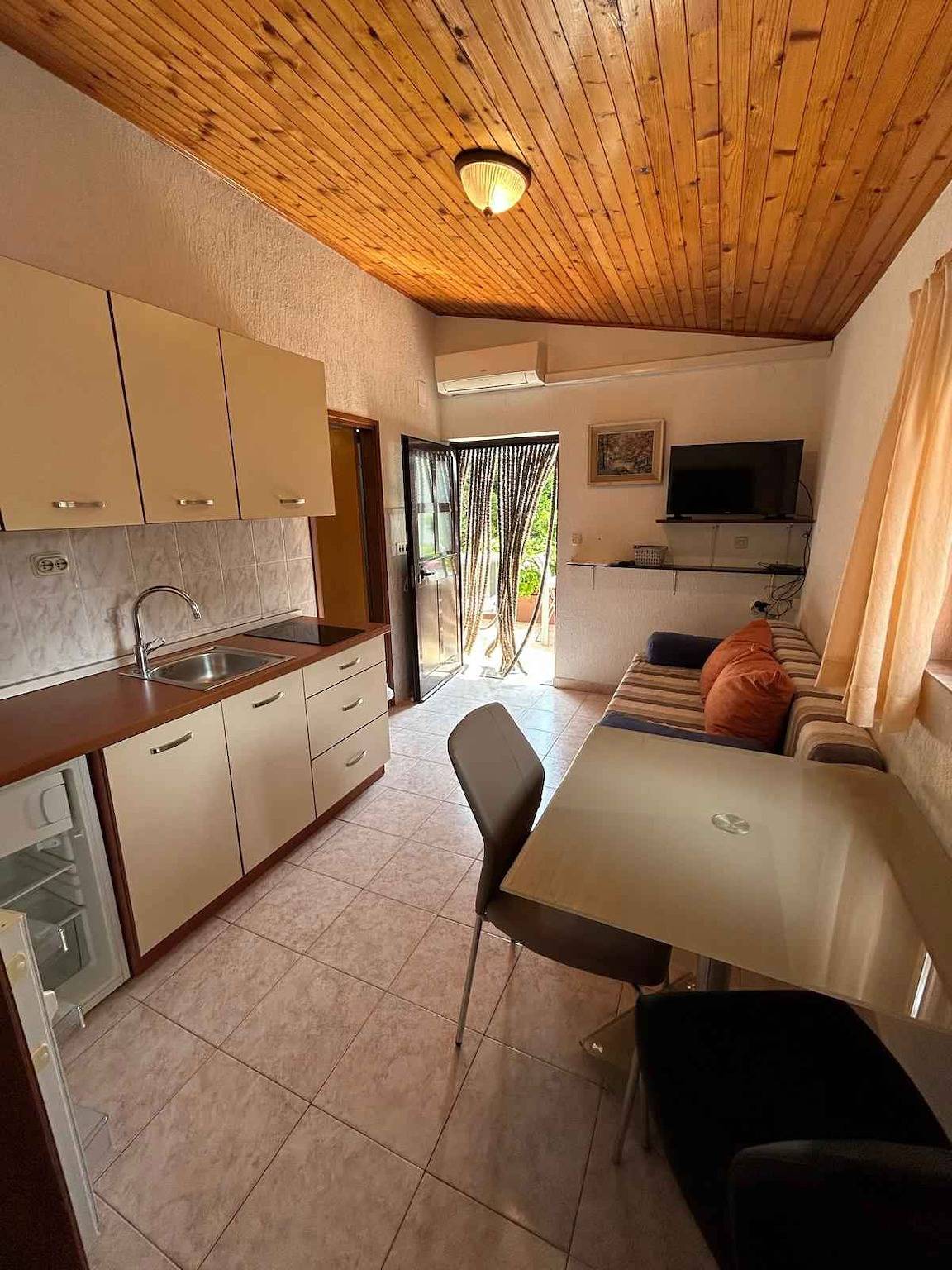 Appartement de vacances entier, Appartement de vacances dans un environnement calme avec jardin  in Medulin, Pula-Medulin