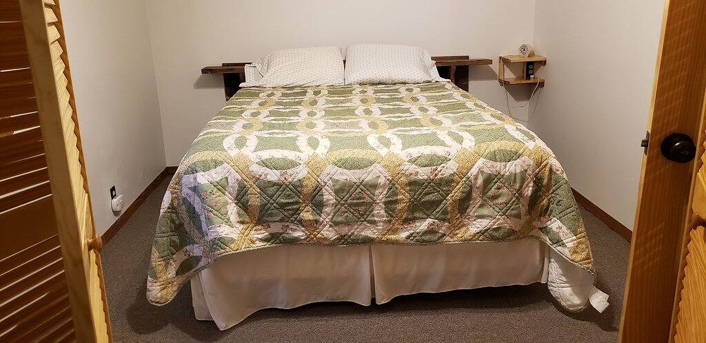 Log Cabin for 5 Guests in Wyoming, USA