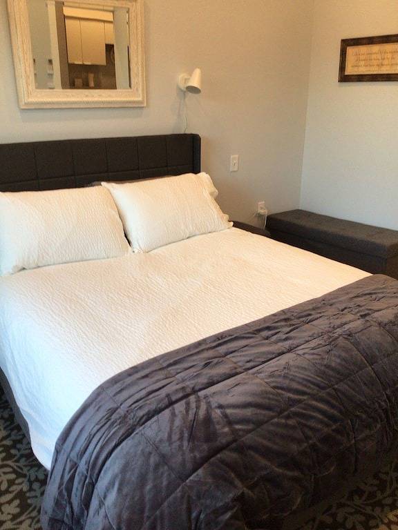 Ganze Wohnung, City Center Loft. Downtown Salem Oregon, 2bedroom Condominium 229 Commercial St. in Salem (OR), Willamette Valley