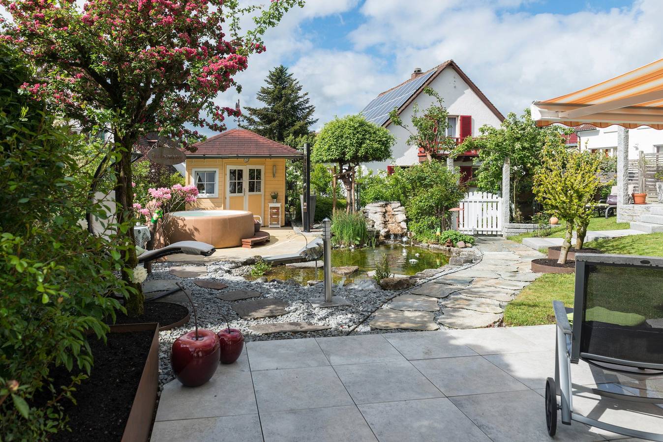 Ganze Wohnung, Gemütliche 4-Sterne-Ferienwohnung "Wolf" mit Terrasse, Grill & Wlan in Überlingen, Region Bodensee-Oberschwaben