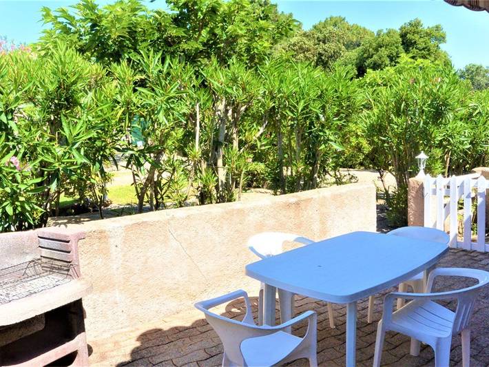 Location de vacances pour 4 personnes, avec terrasse à Sari-Solenzara - 2