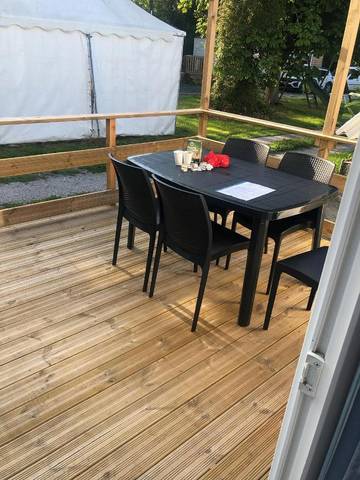 Gîte pour 6 personnes, avec terrasse et jardin à Crouay