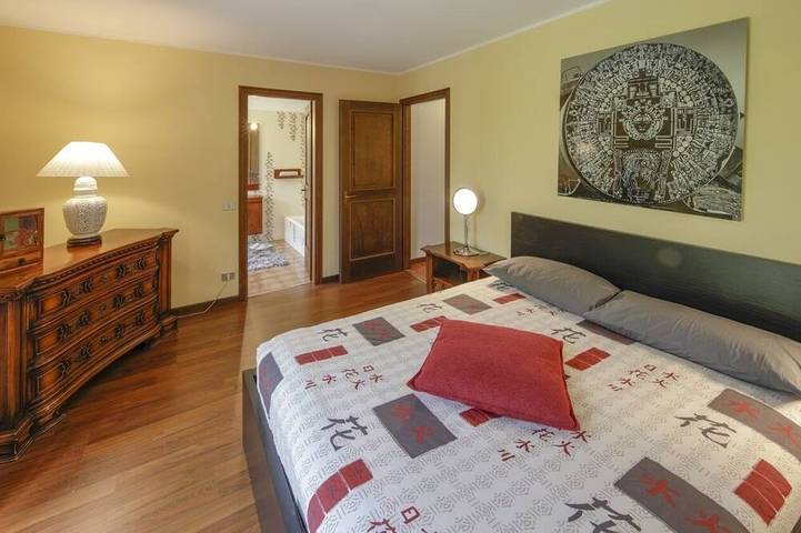 Gîte pour 4 personnes, avec jacuzzi et balcon à Omegna - 2