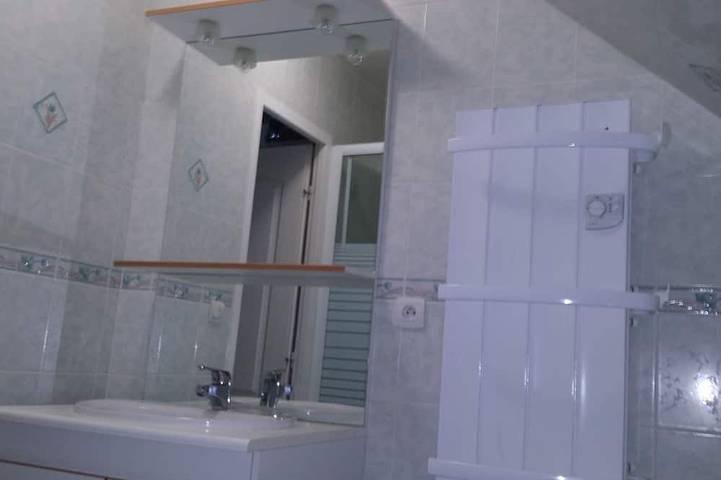 Gîte pour 4 personnes à Lèves - 3