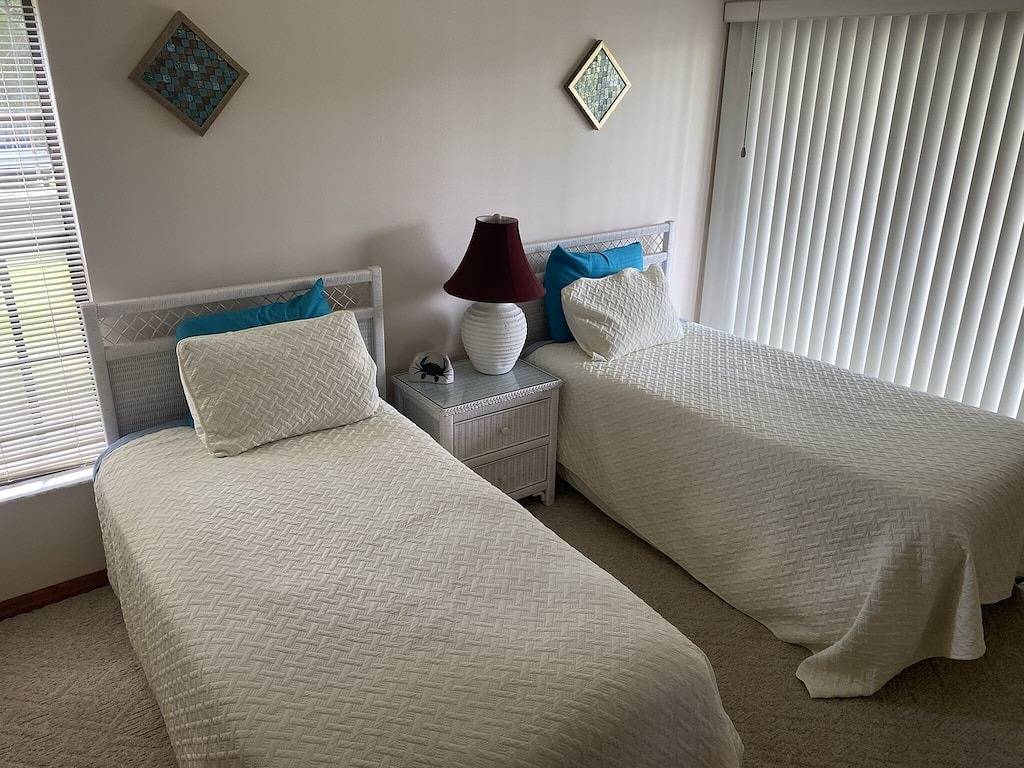 2,2 Stilted House on private peninsula. Renovated June '23. in Homosassa, Citrus County