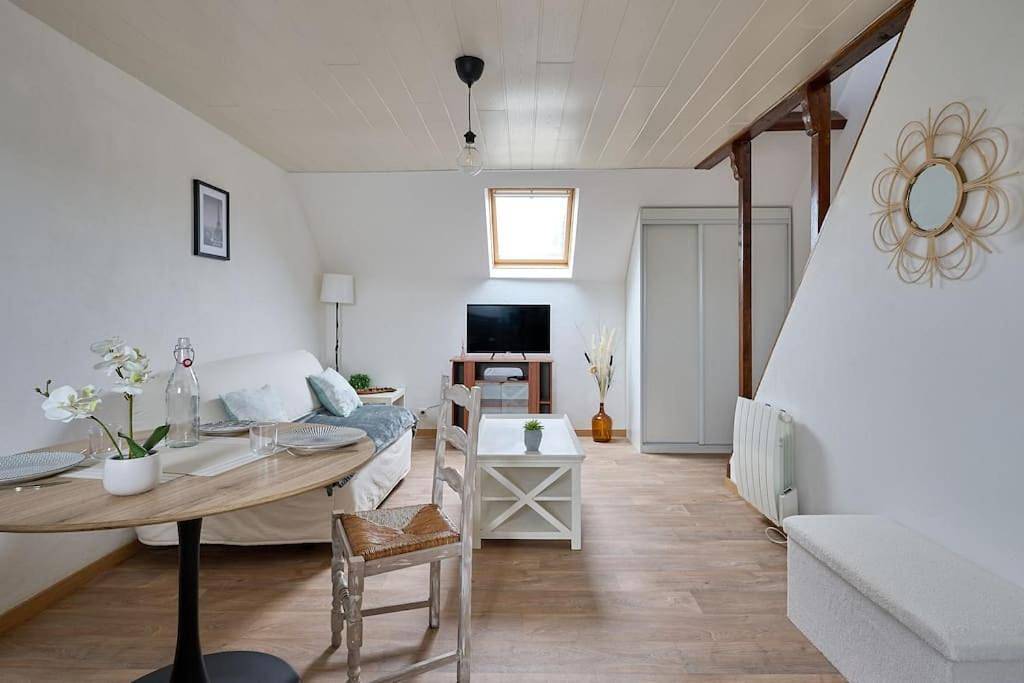 Appartement entier, One-Bedroom Apartment in Plaisir (Yvelines), Yvelines