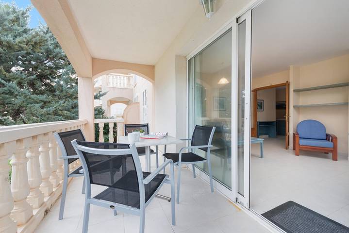 Apartamento vacacional entero, Oro Del Mar Iv Apartamento O2 - Apartamento con piscina comunitaria y a 340 m de la playa Wifi Gratis in Canyamel, Capdepera