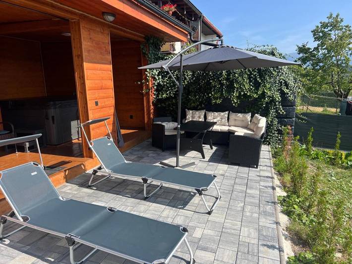 Dom dla 9 osób, z basen dla dzieci i ogród oraz widok i sauna, zwierzęta dozwolone - 1