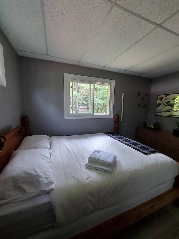 Whispering Pines Chalet in Algonquin Provincial Park