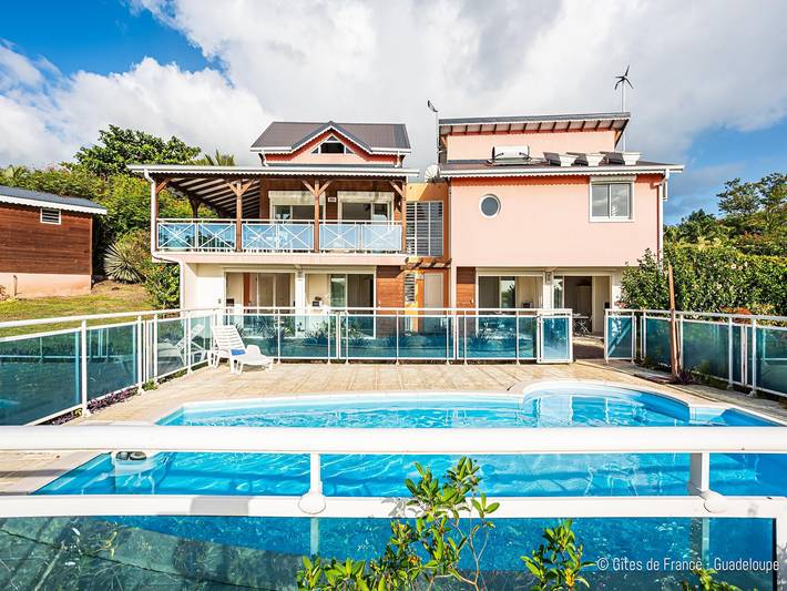 Studio pour 2 personnes, avec jardin ainsi que piscine et terrasse, adapté aux familles - 1