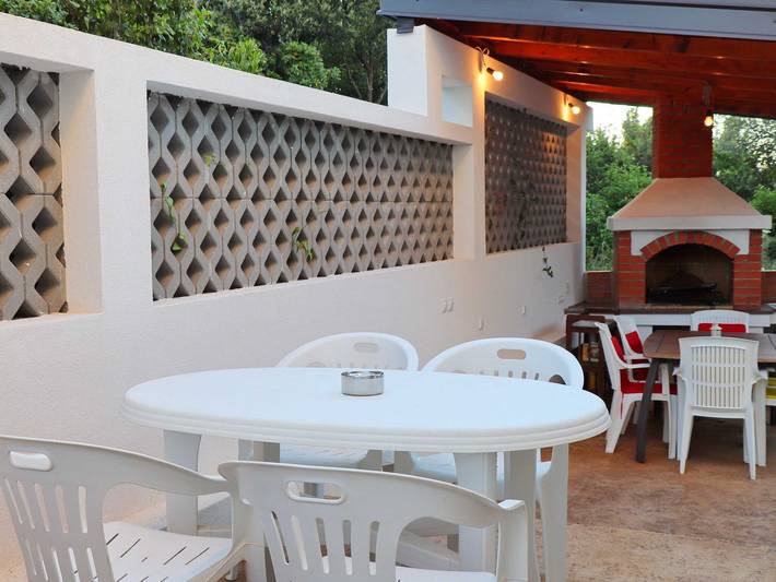 Gîte pour 2 personnes, avec terrasse à Drače - 2