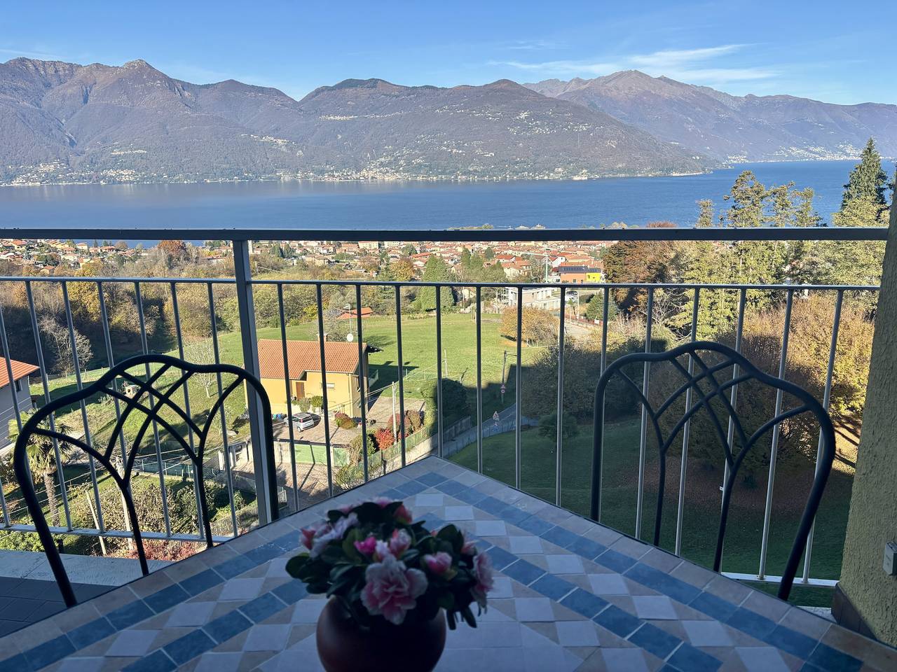 Ganze Wohnung, Eucalipto 2 lake view apt. in a residence in Germignaga, Lago Maggiore (Lombardei)