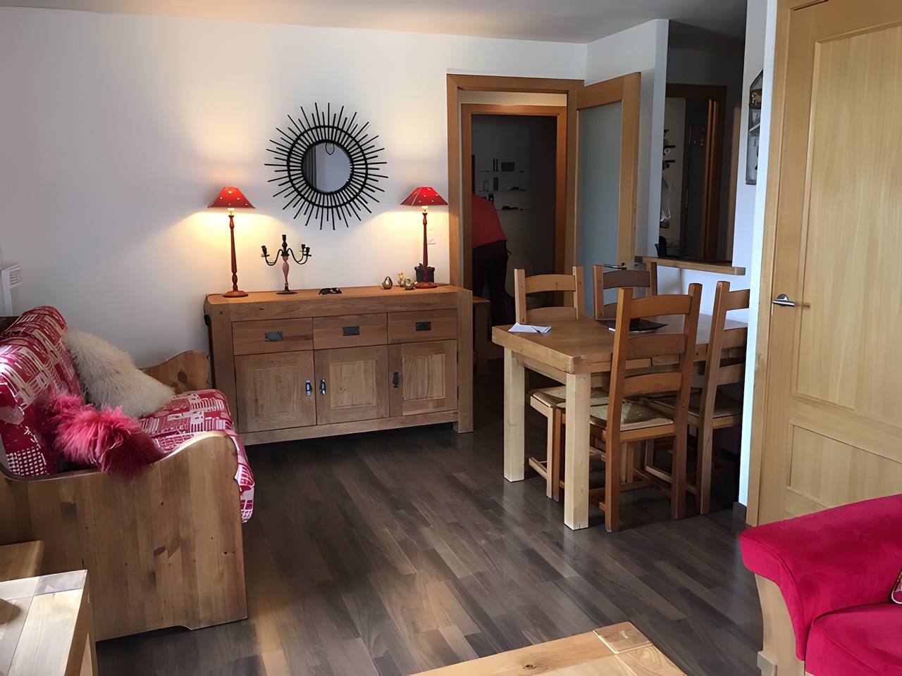 Apartamento entero, Apartamento «Le Madres» con vistas al lago y terraza privada in Les Angles, Región de Prades (Francia)